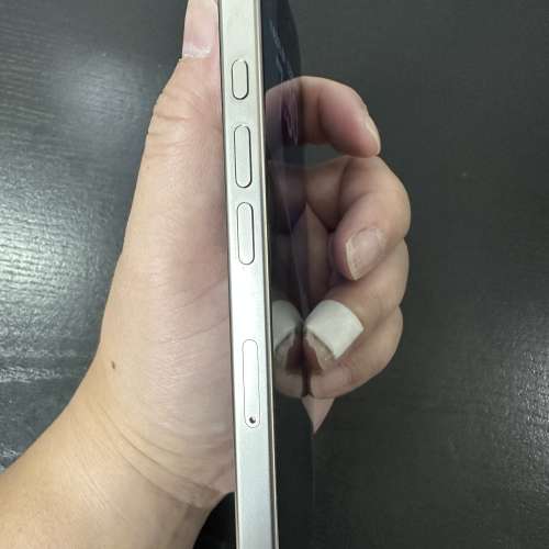 iPhone 16 pro 256gb 原色 natural titanium
