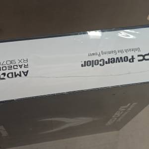 显卡：POWERcolor Red Devil Spectral White AMD Radeon RX 9070 XT 16GB GDDR6 全新