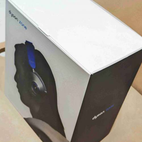 美版 Dyson Zone 空氣淨化耳機  未拆封 荃灣站交收