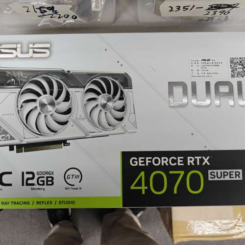 ASUS  RTX 4070 SUPER 12GB OC WHITE