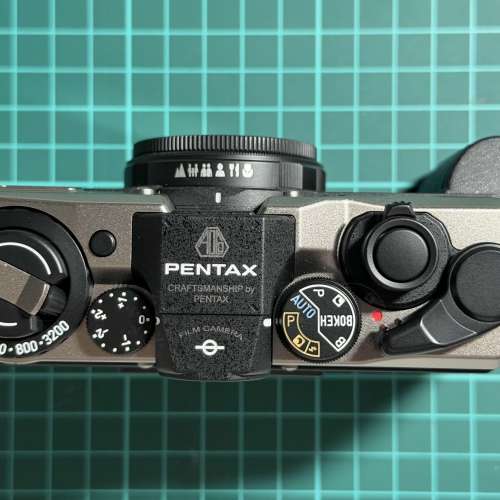 Pentax 17