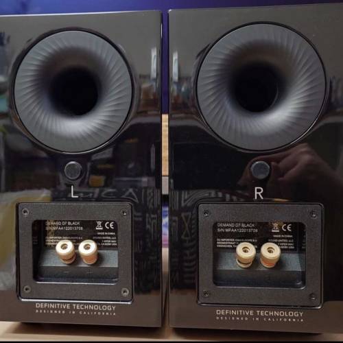 Definitive Technology D7 9成新