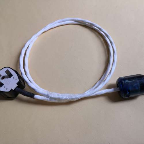 美國 Belden 镀银英式電源線1.4m（代友售）