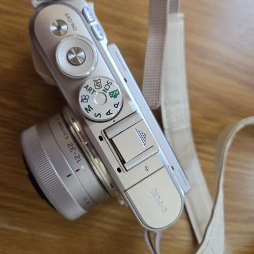 有盒 Olympus PEN E-PL10 相機 淨機身 body only