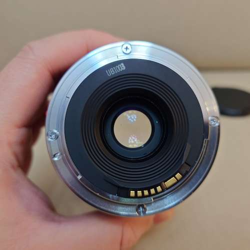 Canon EF 35-105mm f/3.5-4.5 新淨實用級 推拉變焦鏡頭 35-105【機件正常，鏡片有小...