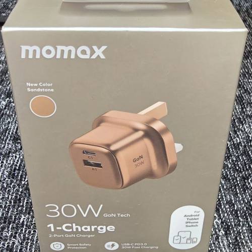 Momax UM71UK 30W GaN 雙孔充電器