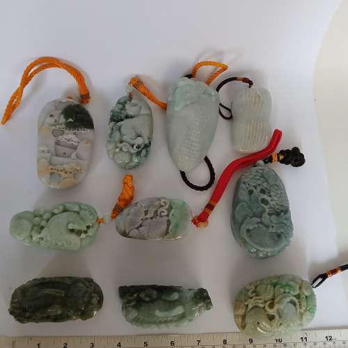 清貨價出售 一手十個A玉手把件如照片顯示， 靚工，十個全部售3980元， 單 一個八百...