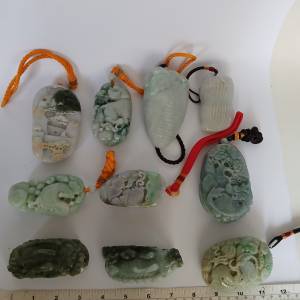 清貨價出售 一手十個A玉手把件如照片顯示， 靚工，十個全部售3980元， 單 一個八百...