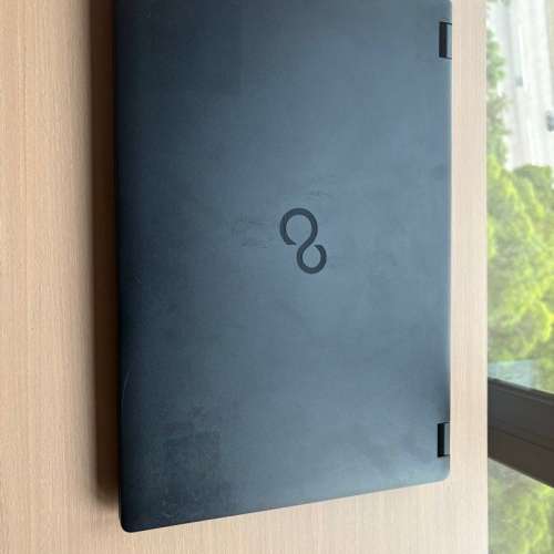 Fujitsu E5511 15.4 inch FHD laptop pc 11th gen