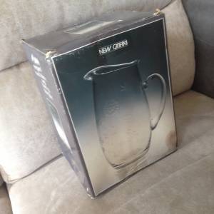 🥛 NEW CATHAY 72oz Glass Pitcher Hand blown and hand cut NEW 全新 廚房 手工 ...