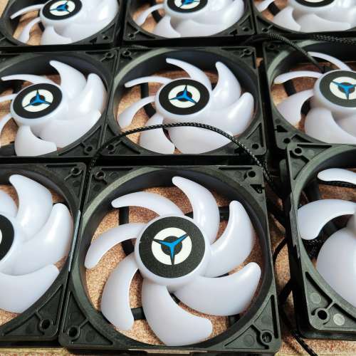 99%新大型10熱管散熱器及機箱AVC RGB燈效風扇