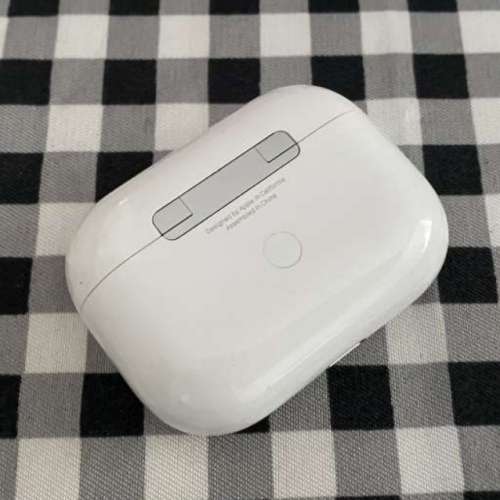 Apple AirPods Pro 1 充電盒 行貨 95%新 非常少用和新淨 保證原廠行貨 電量和操作全...