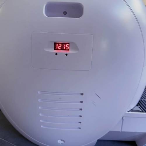 品名：全封閉自動清潔貓砂盆 電壓：DC 12V 待機功率：3W 最大運作功率：36W