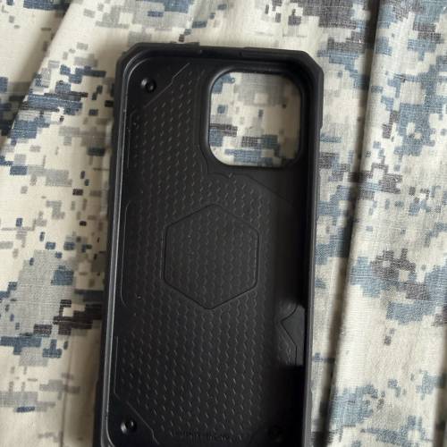 UAG 16 pro max手機殼