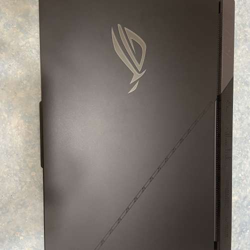 Rog Strix Scar 17 X3D (2023)