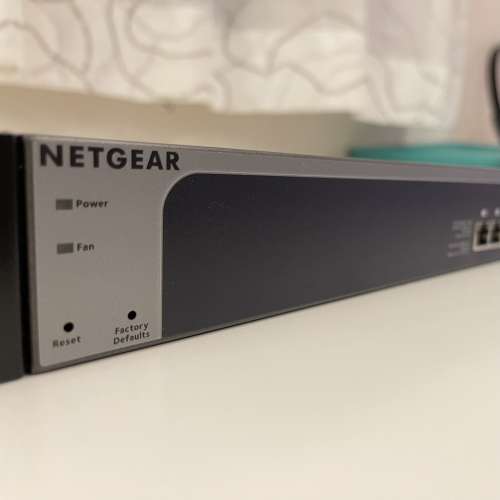 Netgear 10G x 12 ports Prosafe XS712T network switch