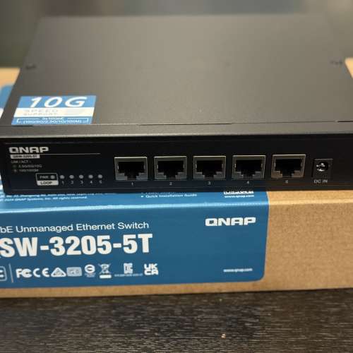QNAP 10GbE 行貨兩年保Ethernet Switch QSW-3205-5T