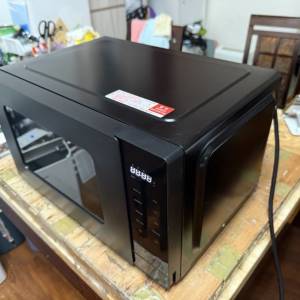 2023年製Panasonic 國際牌25公升微電腦微波爐nnst34nb 電壓220V  容量25L