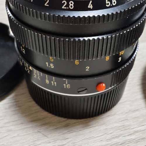 Leica Summilux 50mm f1.4 lens