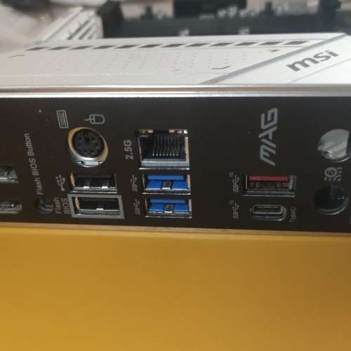 Socket AM4 故障主板 兩張 Asrock B450 MSI B550