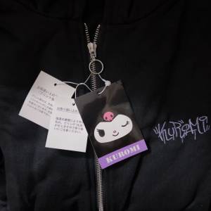 睇下文&middot;文盲勿擾&middot;不轉wtsapp/電話‼️2025日本sanrio全新正版 kuromi hoodie 帽te...