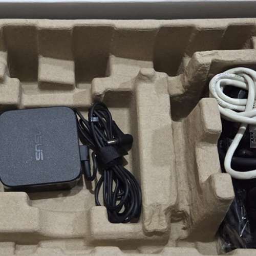 抵玩4G SIM ROUTER ASUS AC1900 4G-AC68U LTE 路由器