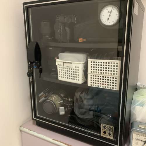 收藏家電子防潮箱AD-72