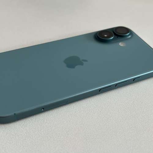 95 % New i phone 16 256GB 綠色 香港行貨