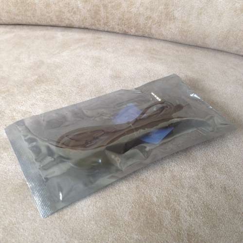 Headphones Replacement Audio Cable mic 3.5->2.5mm NEW 全新代用 耳筒 耳機 線 ...