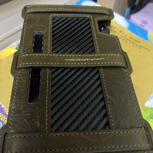 Luxury & Precision EA4