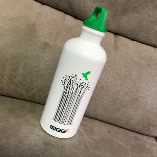 👩 SIGG Traveller Water Bottle 600ml SWISS 🇨🇭 Made NEW 全新 水瓶 瑞士 👨