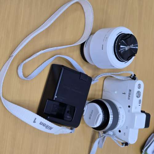 Nikon 1V1