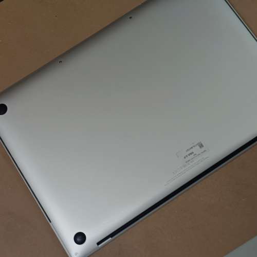 苹果电脑 Macbook pro 2017款 15寸 (2手)16+256G MPTR2LL\A