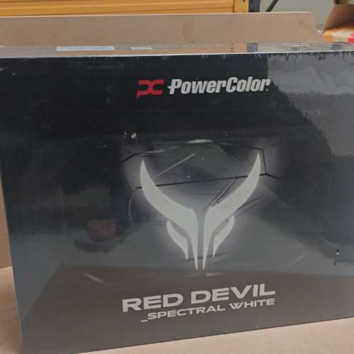 显卡：POWERcolor Red Devil Spectral White AMD Radeon RX 9070 XT 16GB GDDR6 全新