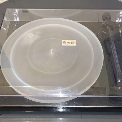 95%新 寶碟 Pro-Ject Debut Carbon Esprit 黑膠唱盤 + 9CC碳纖維臂管唱臂