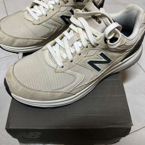 New Balance月光米MW880OF3
