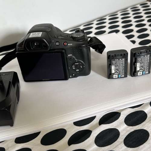 Sony Cyber-shot DSC-HX200V