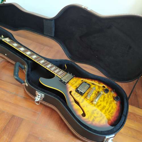 J/D 電吉他,跟電吉他硬盒