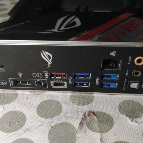 ROG STRIX Z490-H GAMING ATX 主版 Socket 1200 支援 第10代處理器