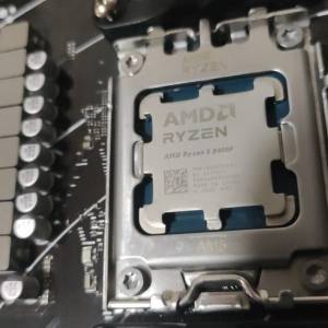 AMD Ryzen™ 5 8400F連 PRIME A620M-K micro-ATX 主版 有保養