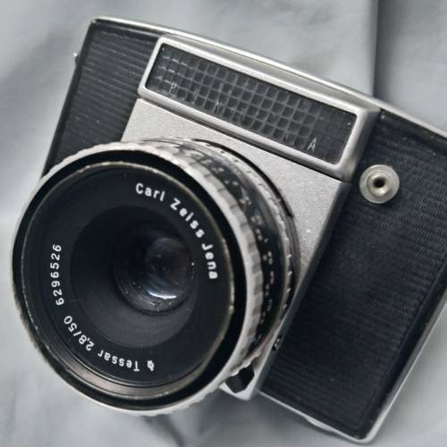 另一部:Carl Zeiss Jena 50mm F2.8 Tessar +Pentina 機身#6296526 快門有問題,特價