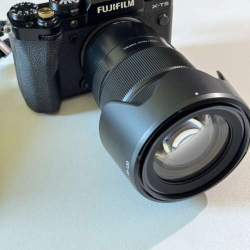 富士 Fujifilm X-T5 連一枝富士鏡頭
