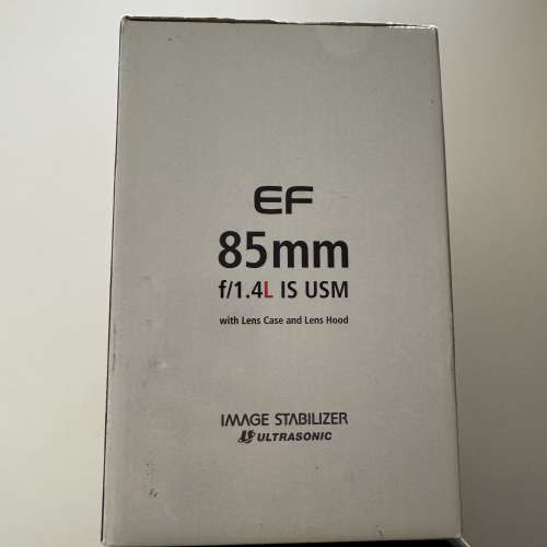 Canon EF 85mm f/1.4L IS USM