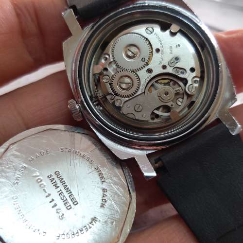 60年代產瑞士制36mm不連巴的膠面上鏈