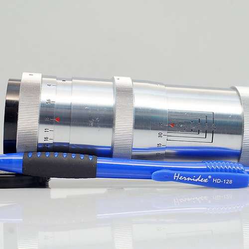 黃銅重版 Carl Zeiss Jena 紅T Triotar 135mm f4, Germany (非常新淨, 15葉)