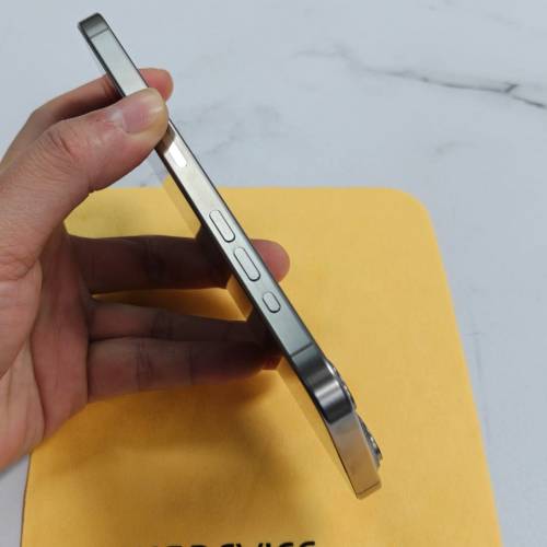 自用一流 電量89% 港版雙卡15 pm 256gb 機身冇花 送貼套 即買即用