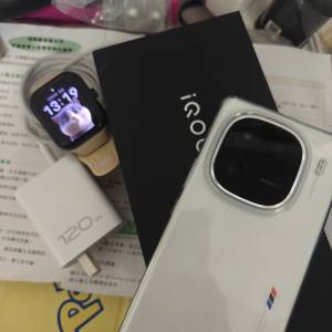 iQOO 12 16+512 99新 + Vivo GT2 智能手錶