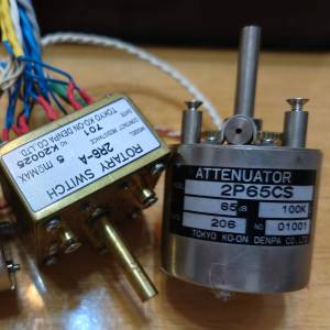 東京光音電位器和一個選擇掣