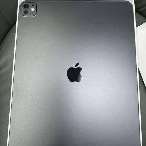 全新未用過 iPad Pro 13吋 M5 WIFI版 256GB 太空灰色 香港行貨 蘋果保養一年 電池...