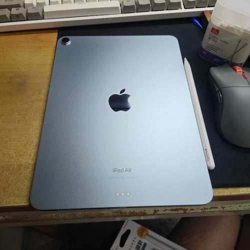 超新 11寸 Apple iPad Air 6 (藍色) 128GB WIFI版 連筆pencil pro及esr機套
